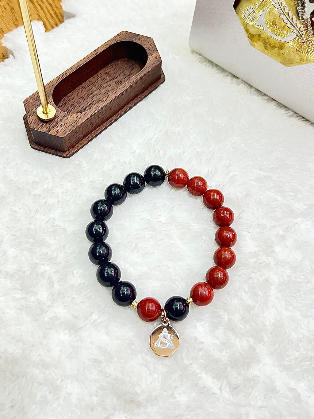 Root Chakra · Grounding — South Red Agate & Black Tourmaline