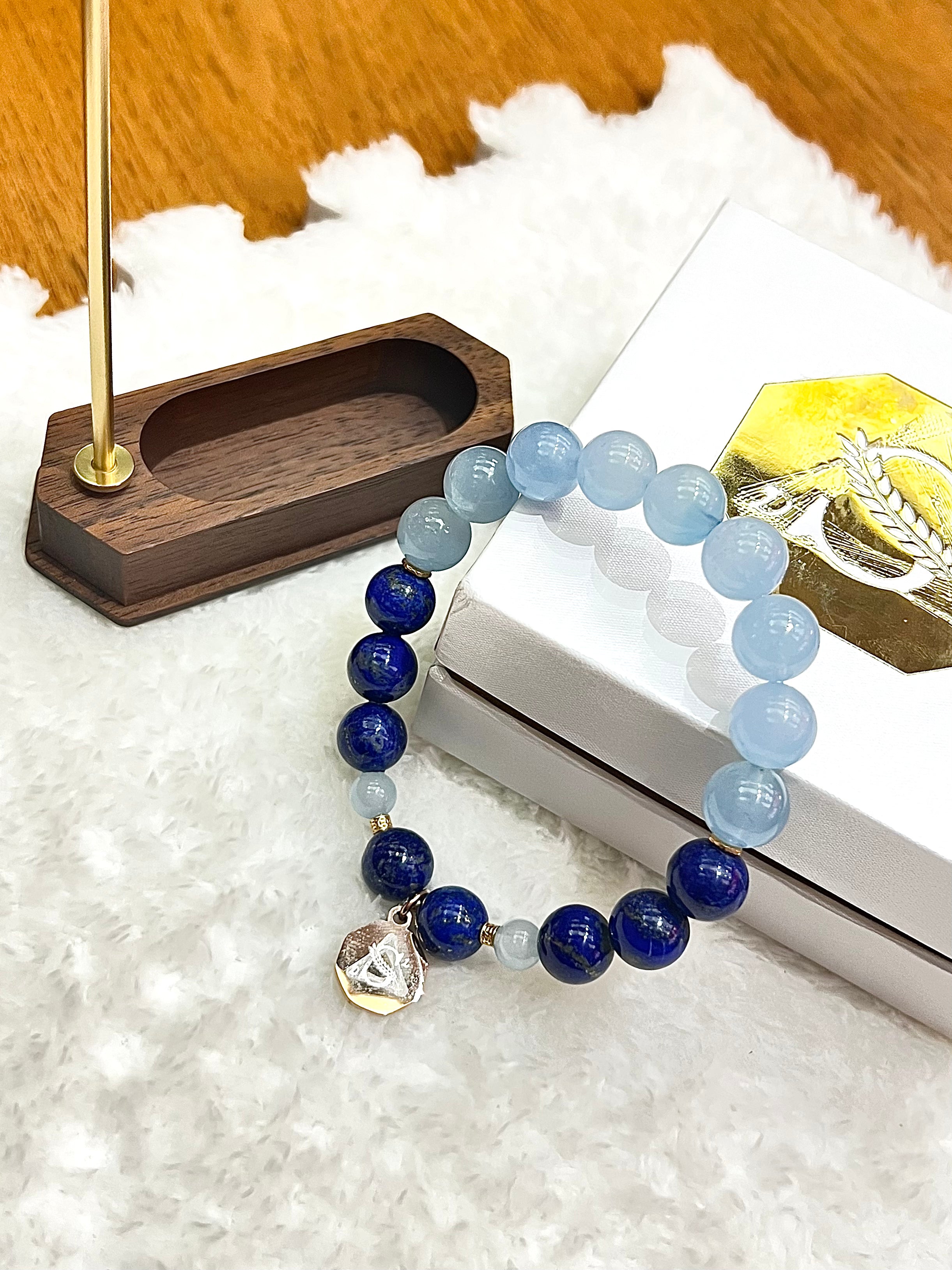 Throat Chakra · Expression — Aquamarine & Lapis Lazuli